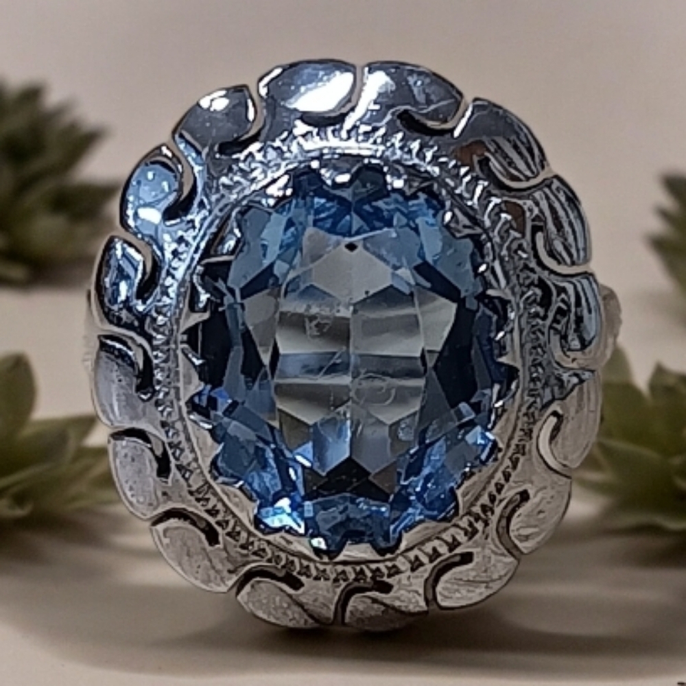 925 BLUE TOPAZ Antique Mexican Silver Ring SZ 7